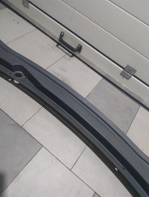 Podszybie volkswagen T 7 osłona stan BDB ORI