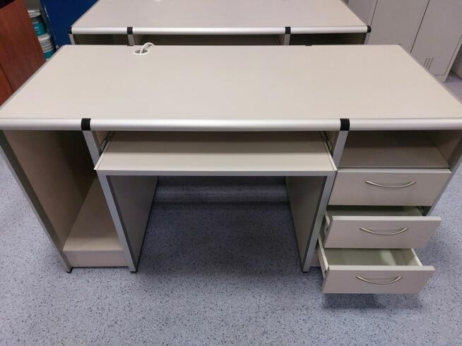 Sprzedam Okazyjnie- 2 Biurka Biurowe Stan Idealny !