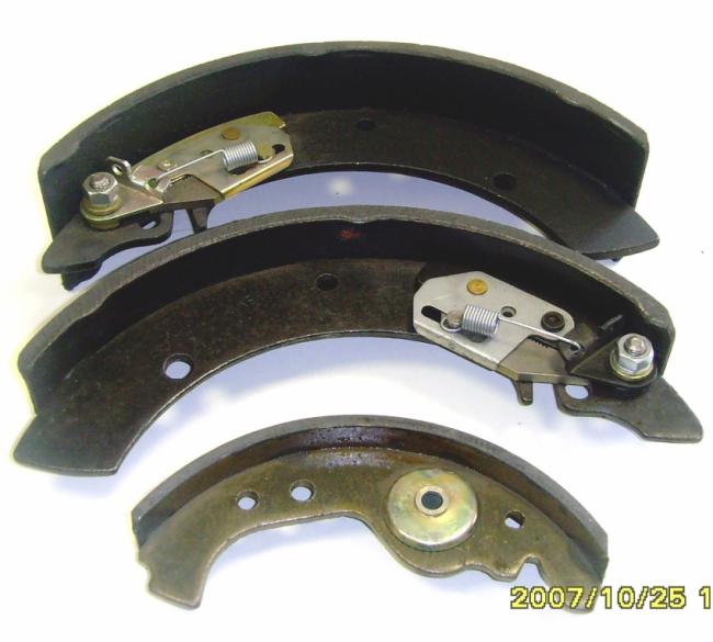 REGENERACJA TARCZ SPRZĘGŁA, SZCZĘK I KLOCKÓW HAMULCOWYCH