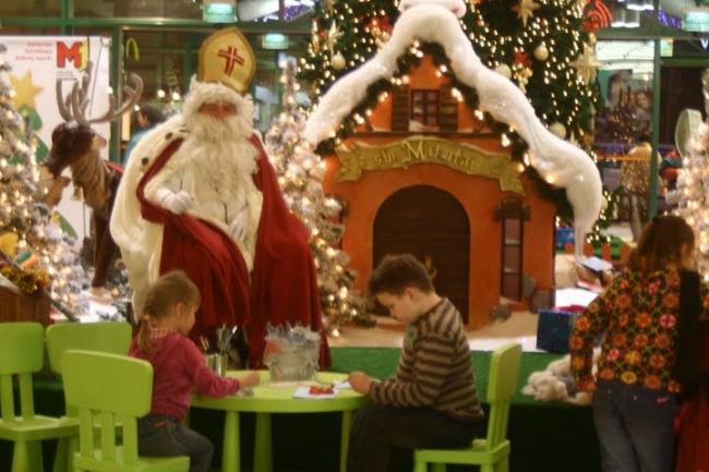 Oryginalne świąteczne artystyczne atrakcje