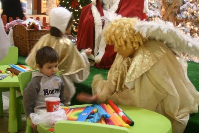 Oryginalne świąteczne artystyczne atrakcje