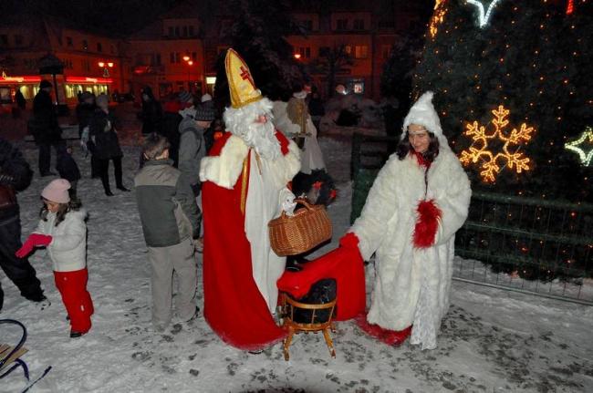 Oryginalne świąteczne artystyczne atrakcje