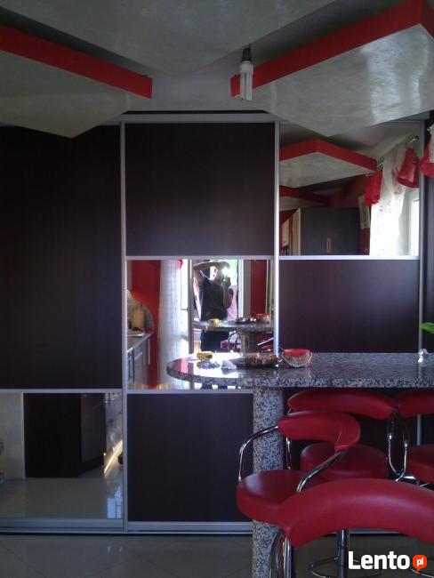 Szafy wnękowe INDECO