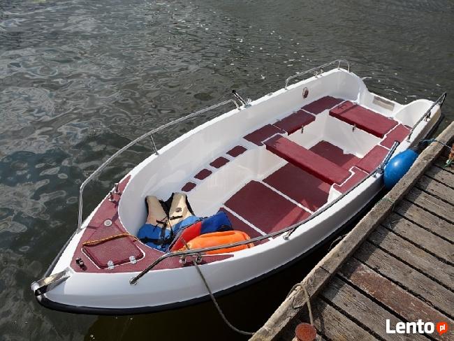 Łódź wiosłowa motorowa BARAKUDA 430