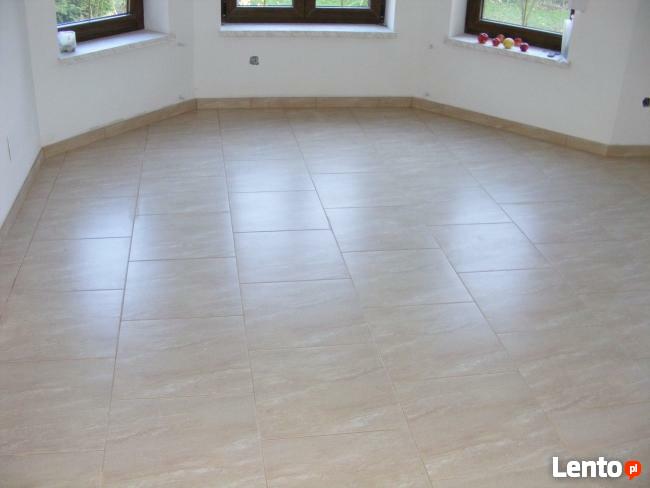 Płytkarz - usługi glazurnicze