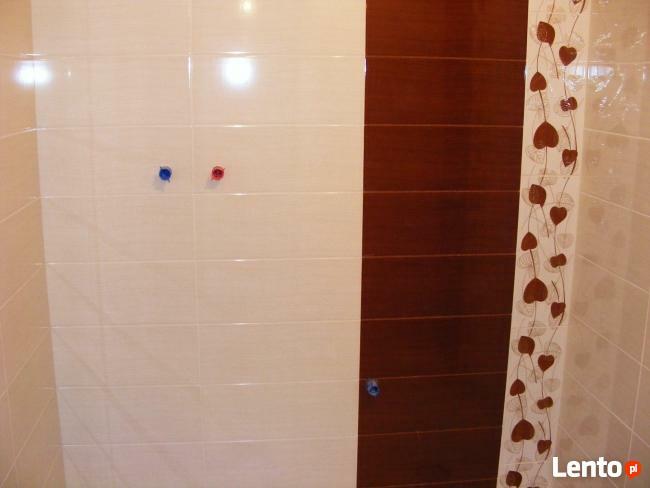 Płytkarz - usługi glazurnicze