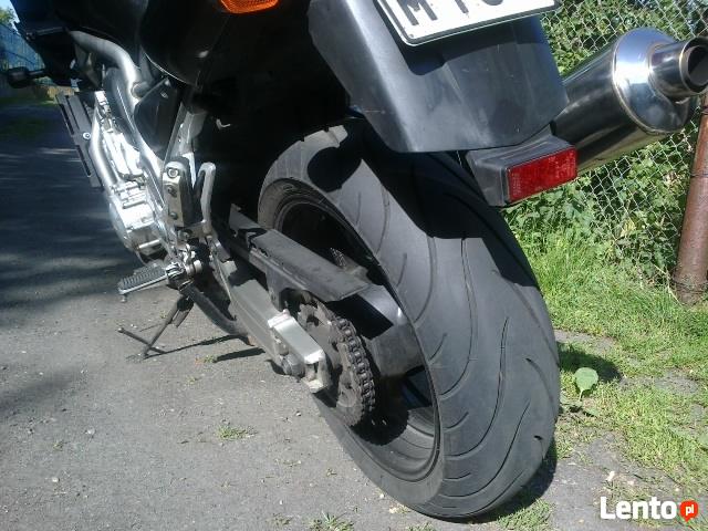 YAMAHA FZS 1000 FAZER