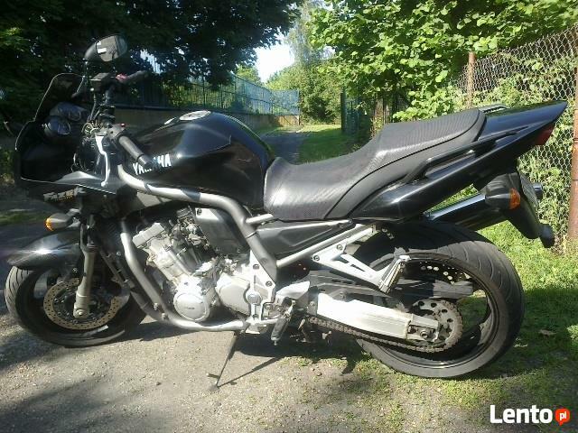YAMAHA FZS 1000 FAZER