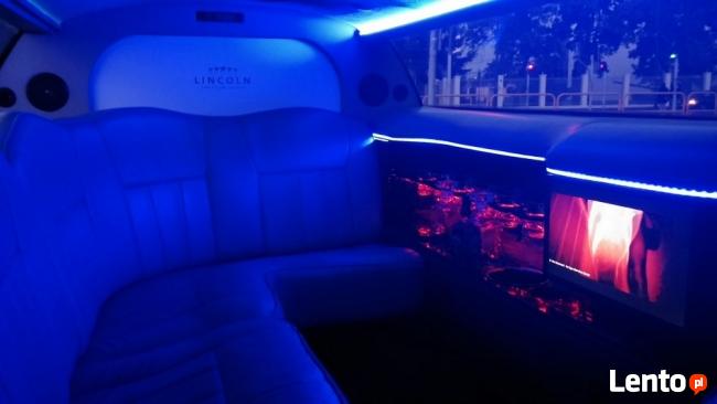LIMUZYNA BYDGOSZCZ NA STUDNIOWKE SYLWESTRA SLUB