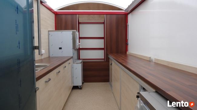 Przyczepy gastronomiczne, handlowe i reklamowe - WARK Group