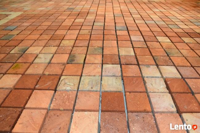 PODŁOGA ze starej cegły BRUK cięta cegła rozbiórkowa