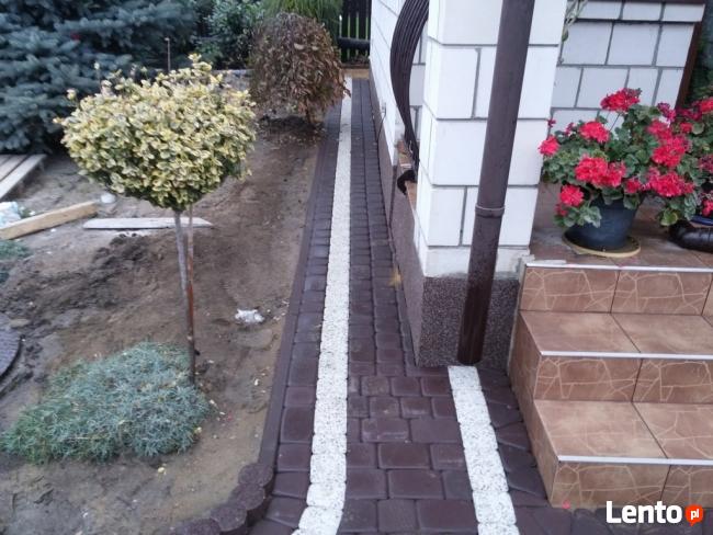 Kompleksowe układanie kostki brukowej...