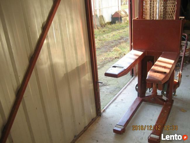 Wózek podnośnikowy