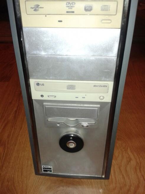 **Stare i zepsute elektronarzędzia, złom itd.**