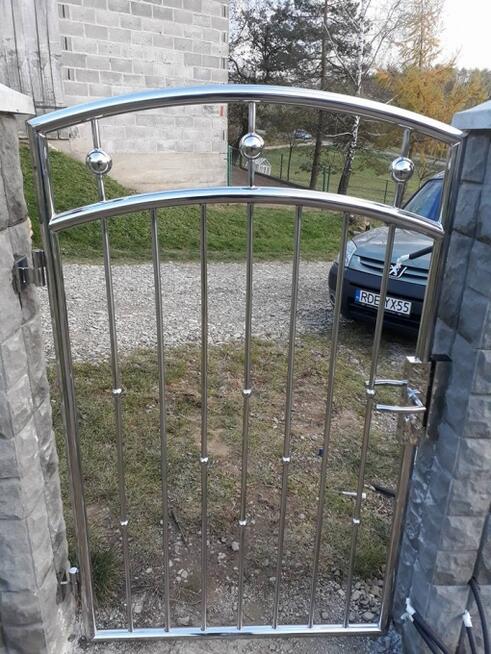 Balustrady i ogrodzenia