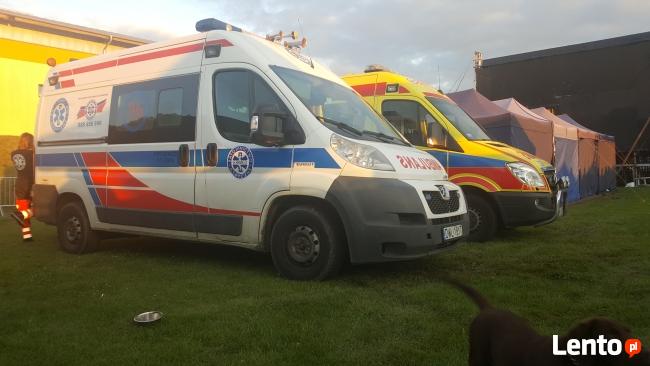 Ambulans-karetka Transport Sanitarny Medyczny Zabezpieczenie