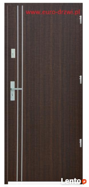 Montaż drzwi , Polskie drzwi z montażem do bloku Poznań