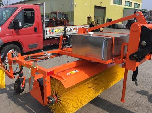 PRODUCENT - ZAMIATARKI - ZRASZANIE - SZCZOTKA BOCZNA