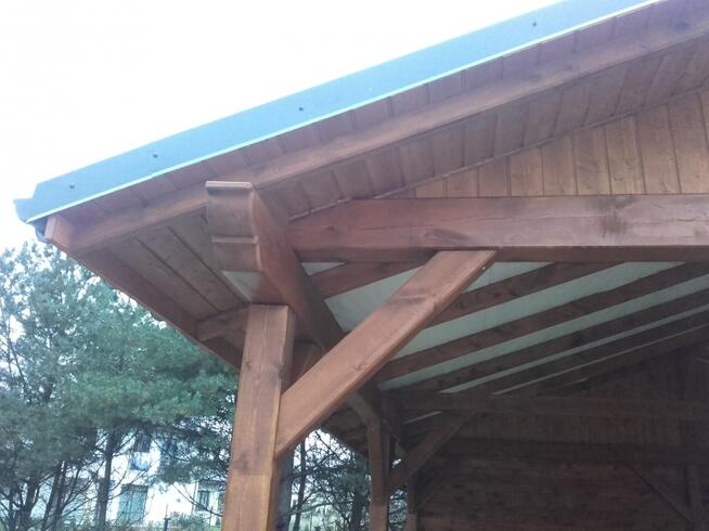 Wiata garażowa, altana z drewna. Wiaty, altany, budynki