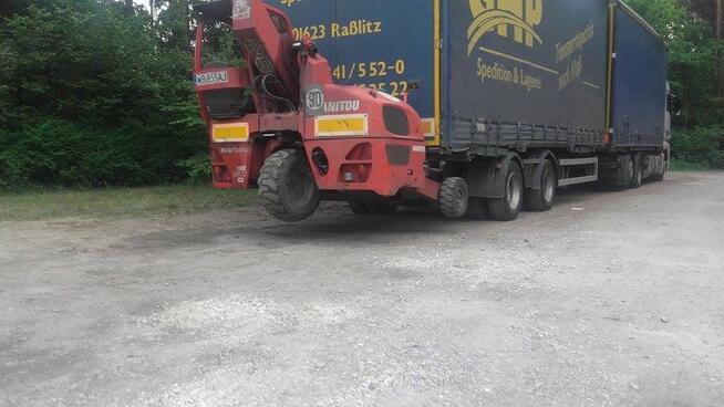 Transport usługi transportowe tir naczepa z wózkiem widłowym