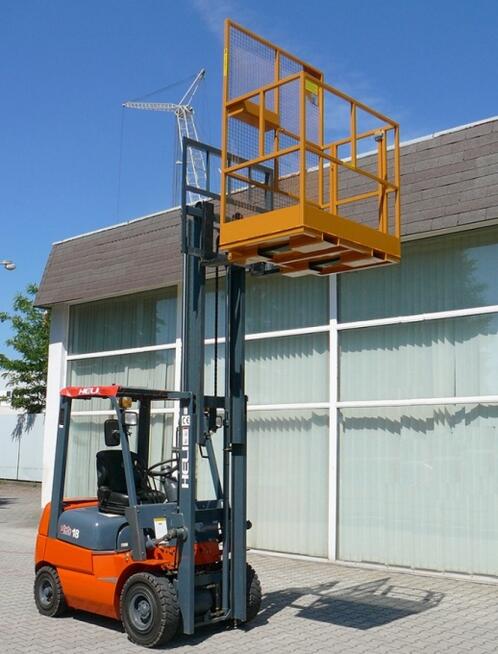 Platforma robocza PR80 na widły wózka widłowego 1200x800mm