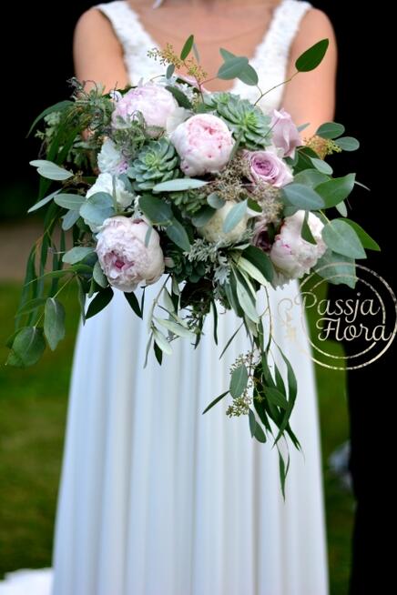 Dekoracje ślubne z piwonii -Prac. Florystyczna Passja-Flora