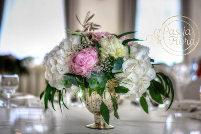 Dekoracje ślubne z piwonii -Prac. Florystyczna Passja-Flora