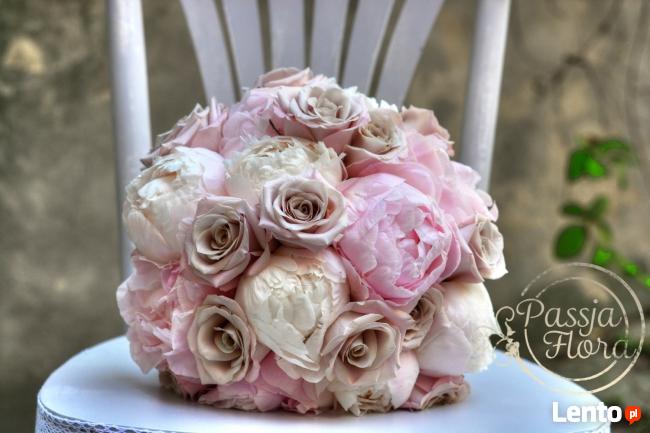 Dekoracje ślubne z piwonii -Prac. Florystyczna Passja-Flora