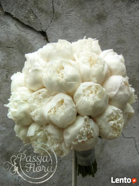 Bukiety ślubne z białych kwiatów