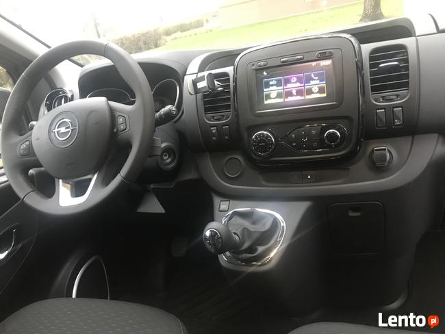 Wynajem busa z kierowca