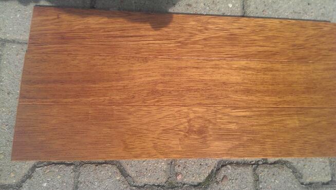 Deska lita merbau lakierowana fazowana