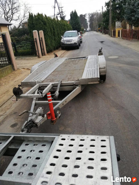 Wypozyczalnia wynajem i uslugi auto lawetą 24h