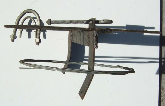 UCHWYT KOMINOWY MASZT OPASKA ANTEN DVBT KONSTRUKCJA STALOWA