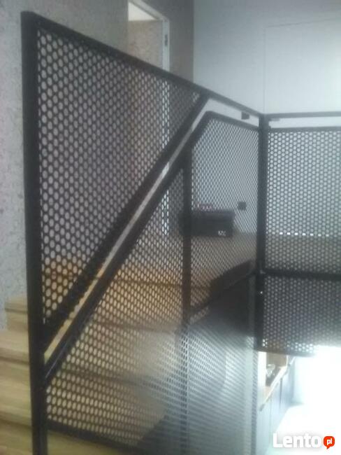 balustrada nierdzewna , drewno