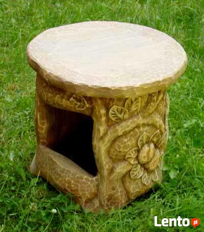 Oryginalne meble z pnia - ręcznie rzeźbione stół i taborety