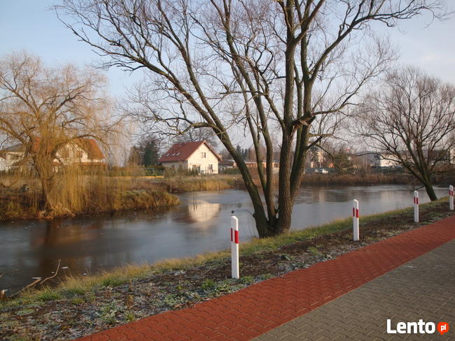 Atrakcyjna działka budowlana ze stawem