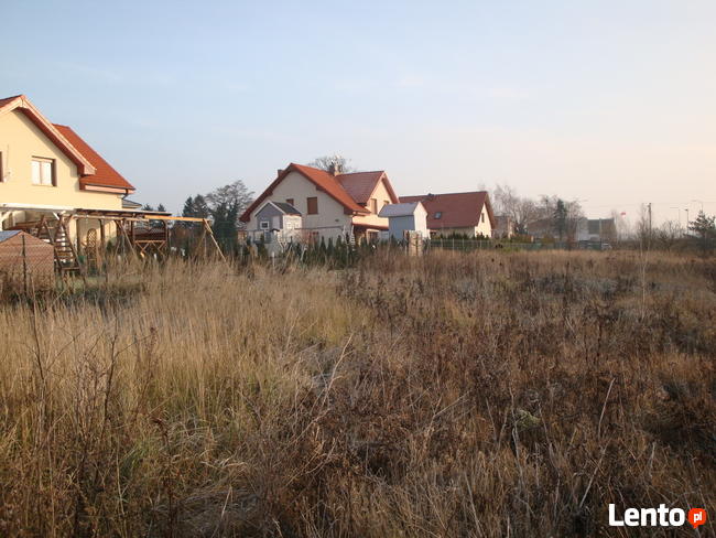 Atrakcyjna działka budowlana ze stawem