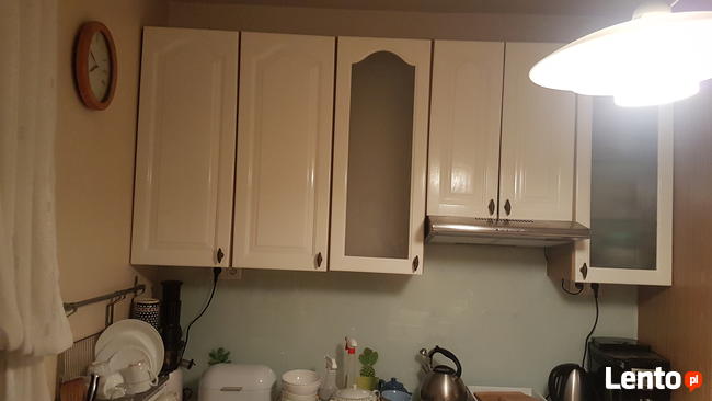 Renowacja zmiana koloru drzwi frontów kuchennych