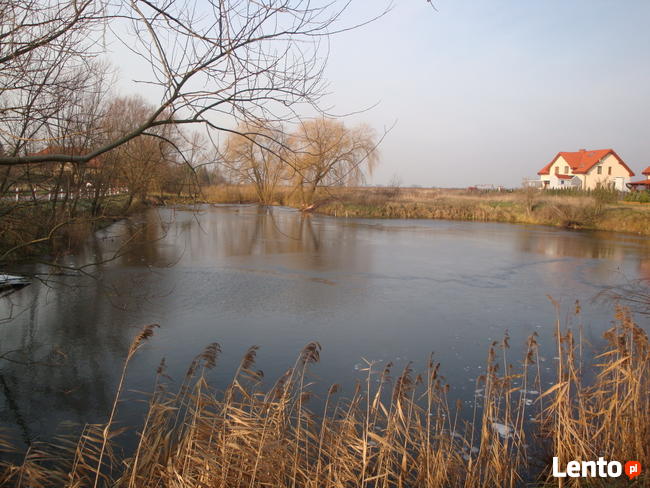 Atrakcyjna działka budowlana ze stawem