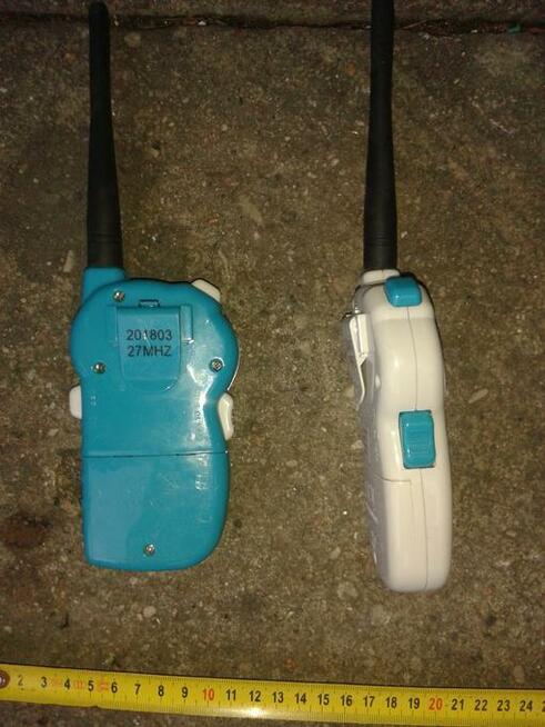 Dwie krótkofalówki za 80 zł.