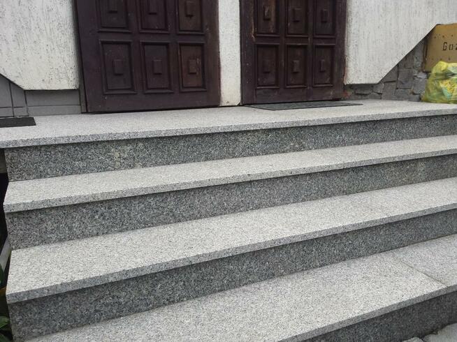 Blaty kuchenne. Blaty łazienkowe. Parapety. Schody. Posadzki