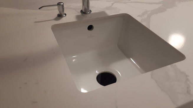 Kominek. Kominki od A-Z. Zabudowy, rozprowadzenia ciepła.