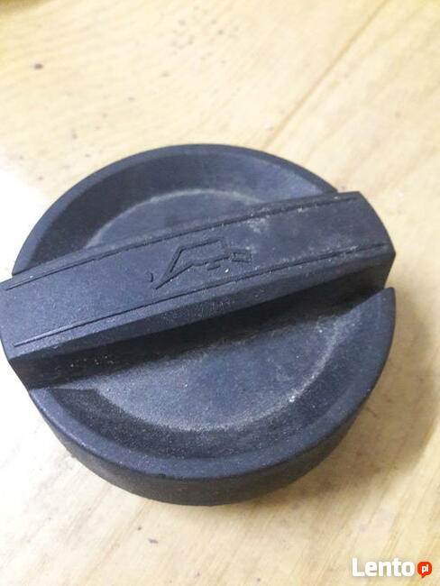 BMW 3 F30 Korek wlewu oleju do silnika