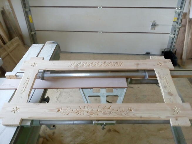 ramki drewniane na obrazy napisy drewniane