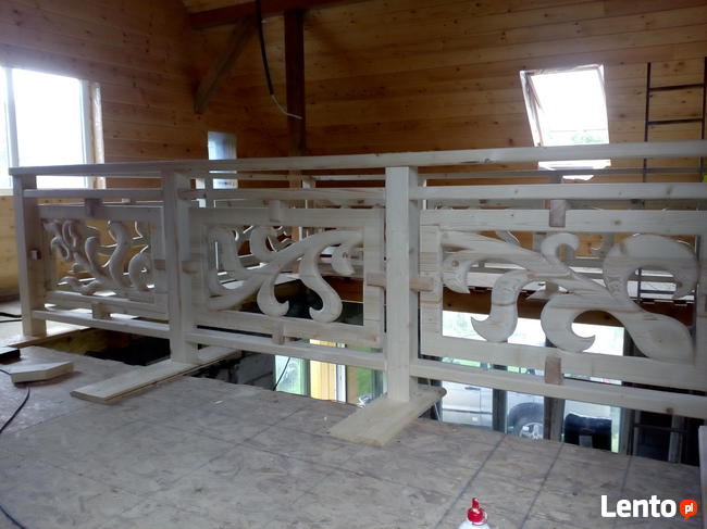 balustrady drewniane na schody lub na zewnątrz