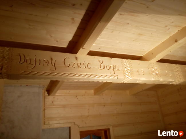 belki rzeżbione krokwie
