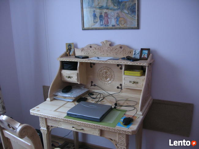 biurka drewniane