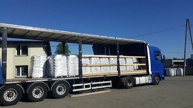 Transport HDS warszawa tir winda naczepa z wózkiem widłowym