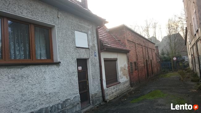 Dom z lokalem na działalność firmy