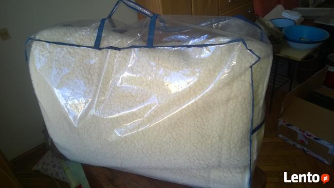 KOC z wielbłądziej wełny